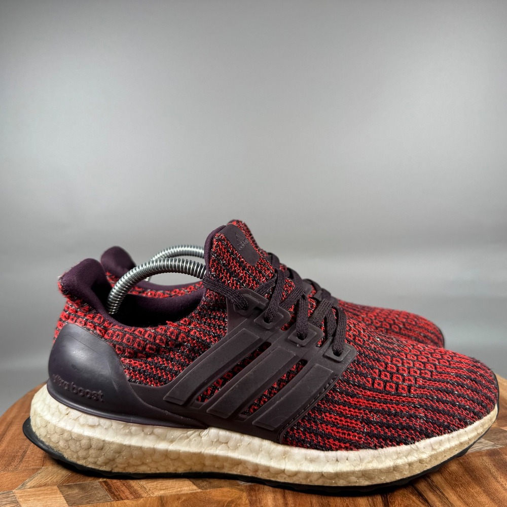 Adidas Ultraboost 4.0 Running Shoes Burgundy Red Knit Men's 5 Women's 6.5 DB1429